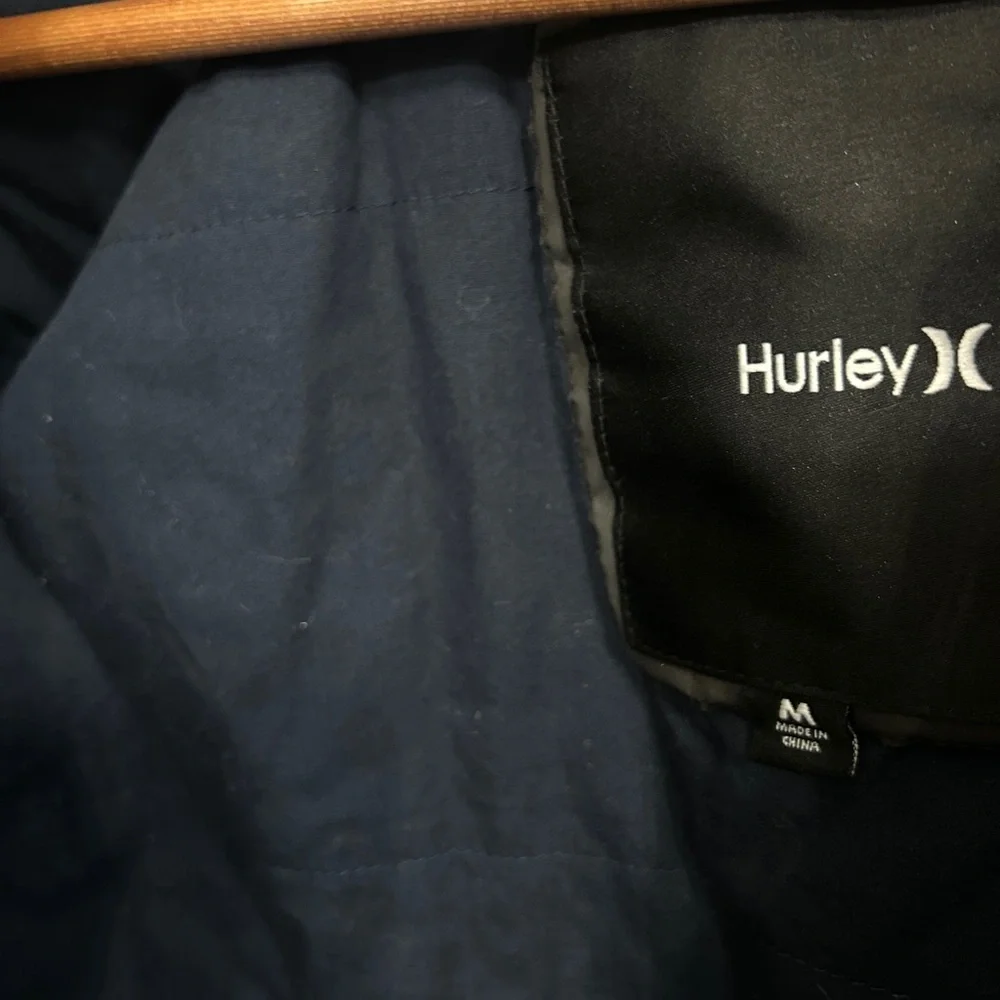 Like New Hurley Men's All-City  Dark Blue Hooded Jacket size M - Picture 5 of 15